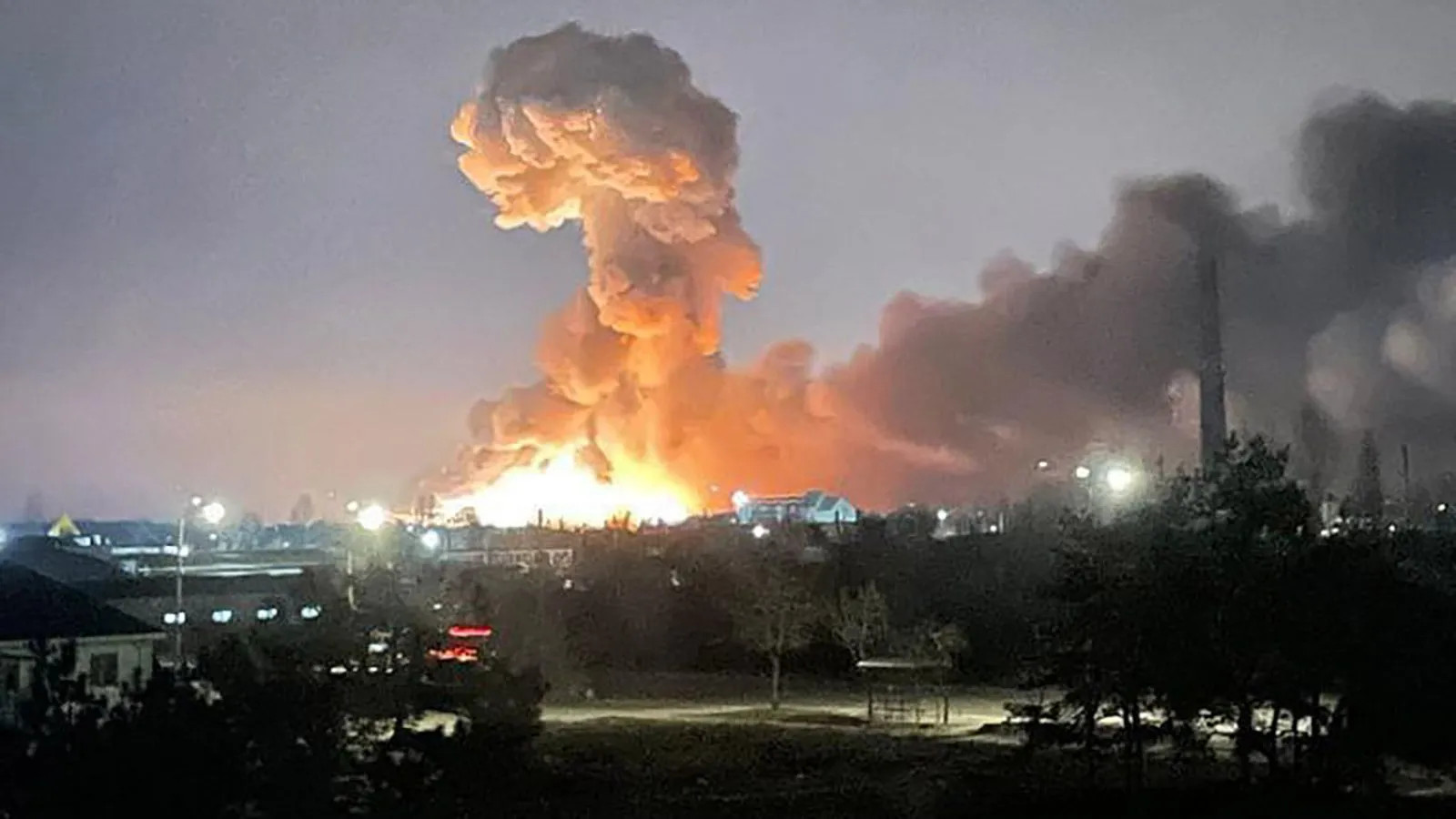 Explosão em Kiev, capital da Ucrânia, em 24/02/2022.